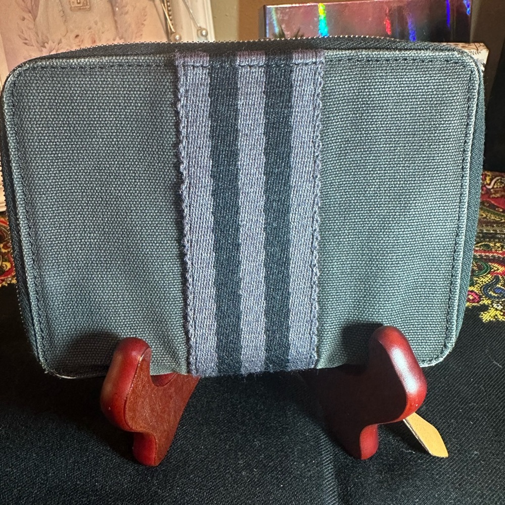 Hermes 'Fourre Tout PM' Zippy Wallet black 100% cotton.